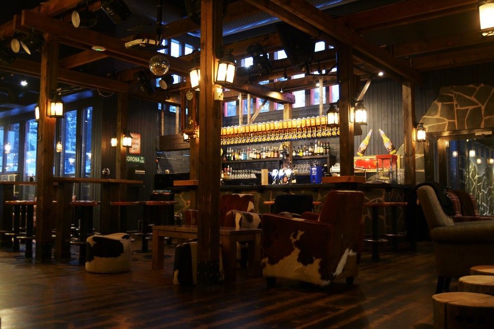 Ski-Inn Hotel Pyhaetunturi Dış mekan fotoğraf